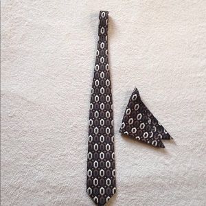 Mens Giorgio Brutini tie and handkerchief